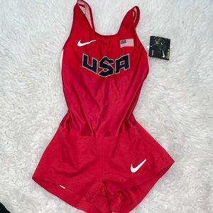 Nike USA athletic outfit red size small